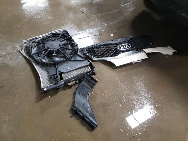 Photo 12 from auction – 2011 KIA SORENTO BA with VIN 5XYKT3A17BG143789