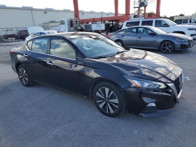 Photo 4 from auction – 2022 NISSAN ALTIMA SV with VIN 1N4BL4DVXNN379845