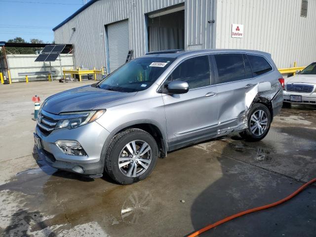 HONDA PILOT EXL 2017 with VIN 5FNYF5H58HB038071 - Photo from auction