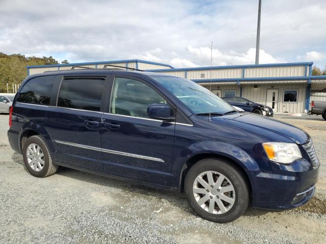 Photo 4 from auction – 2015 CHRYSLER TOWN & COU with VIN 2C4RC1BG4FR539640