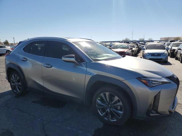 Photo 4 from auction – 2019 LEXUS UX 200 with VIN JTHY3JBH8K2014897