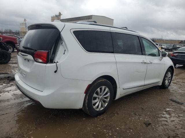 Photo 3 from auction – 2019 CHRYSLER PACIFICA T with VIN 2C4RC1BG6KR704758