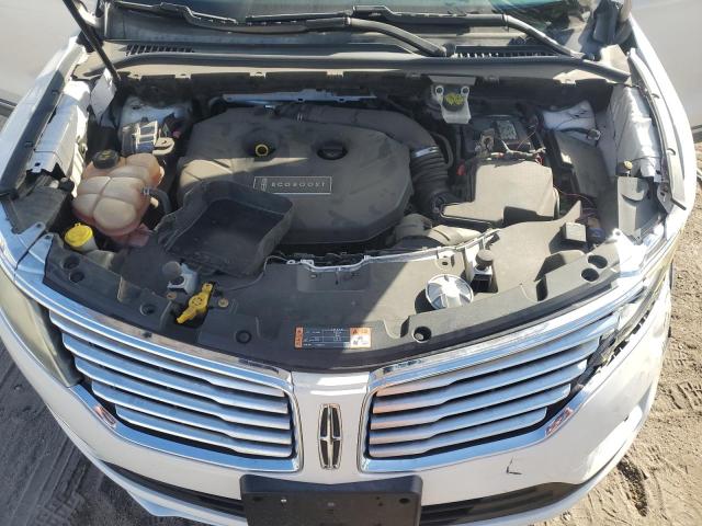 Photo 12 from auction – 2015 LINCOLN MKC with VIN 5LMCJ1A92FUJ23550