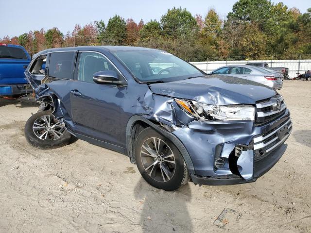 Photo 4 from auction – 2019 TOYOTA HIGHLANDER with VIN 5TDBZRFH7KS706043