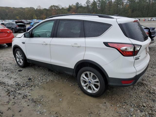 Photo 2 from auction – 2017 FORD ESCAPE SE with VIN 1FMCU0GD8HUD34111