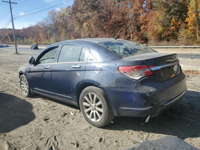 Photo 2 from auction – 2013 CHRYSLER 200 LIMITE with VIN 1C3CCBCG5DN579959