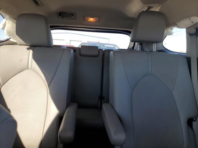 Photo 10 from auction – 2020 TOYOTA HIGHLANDER with VIN 5TDDZRBHXLS023396