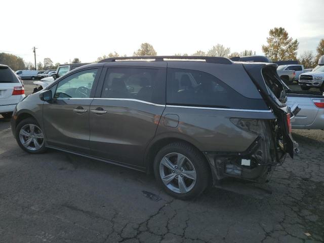 Photo 2 from auction – 2018 HONDA ODYSSEY EX with VIN 5FNRL6H71JB010526