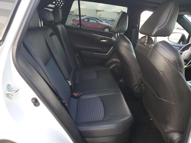 Photo 11 from auction – 2021 TOYOTA RAV4 with VIN 4T3E6RFV9MU021474