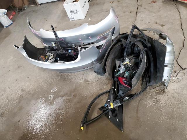 Photo 12 from auction – 2018 TESLA MODEL 3 with VIN 5YJ3E1EB5JF054475