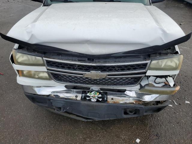 Photo 11 from auction – 2006 CHEVROLET SILVERADO with VIN 1GCEC19ZX6Z247924