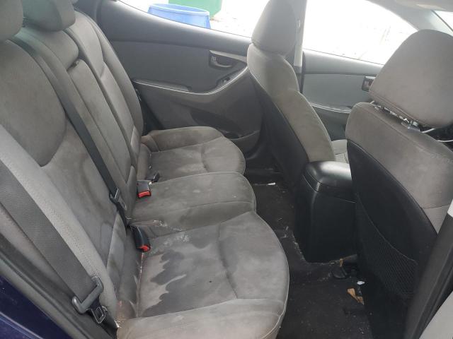 Photo 10 from auction – 2012 HYUNDAI ELANTRA GL with VIN 5NPDH4AE1CH090598