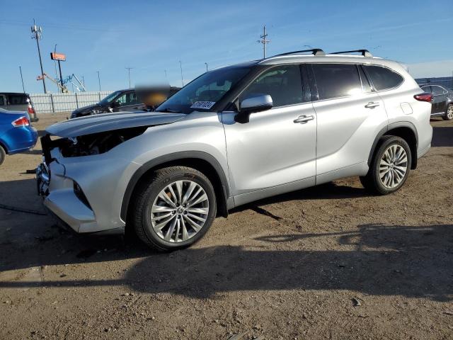 Photo 1 from auction – 2022 TOYOTA HIGHLANDER with VIN 5TDFZRBH2NS165401