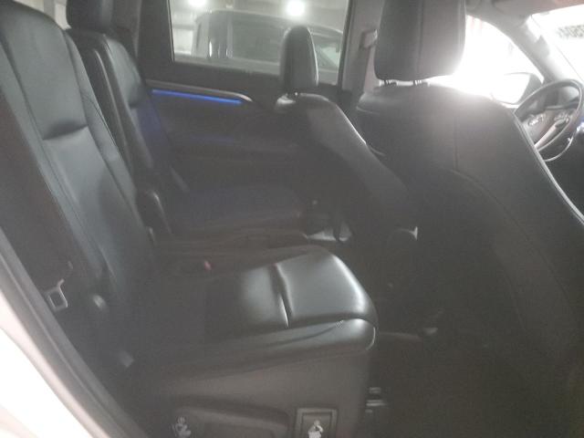 Foto 11 de la subasta – 2016 TOYOTA HIGHLANDER con VIN 5TDDCRFH0GS019326