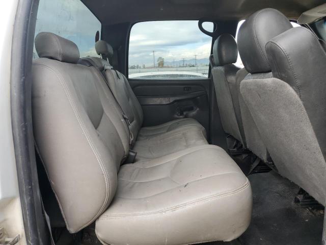 Photo 10 from auction – 2006 CHEVROLET SILVERADO with VIN 1GCHC23U76F154621