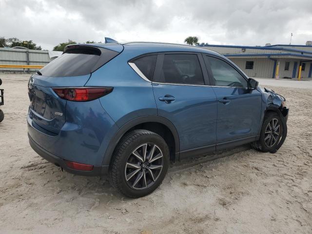 Photo 3 from auction – 2018 MAZDA CX-5 TOURI with VIN JM3KFACM9J1399232