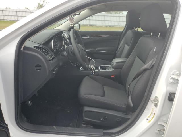 Photo 7 from auction – 2023 CHRYSLER 300 TOURIN with VIN 2C3CCAAG7PH661797