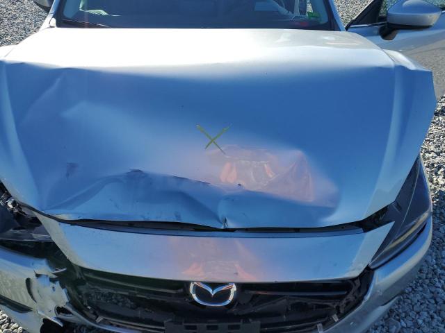 Photo 11 from auction – 2018 MAZDA 3 with VIN 3MZBN1M32JM219655