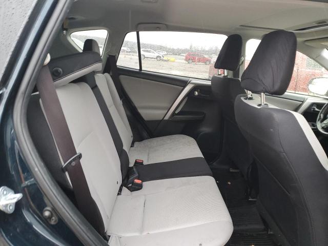 Photo 10 from auction – 2017 TOYOTA RAV4 XLE with VIN JTMRFREV4HJ163514