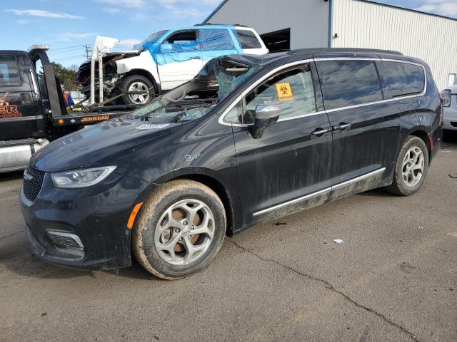 CHRYSLER PACIFICA L 2022 with VIN 2C4RC1GG2NR153435 - Photo from auction
