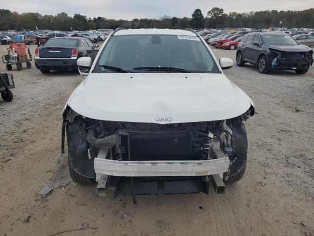Photo 5 from auction – 2018 JEEP COMPASS LA with VIN 3C4NJDBB2JT178716