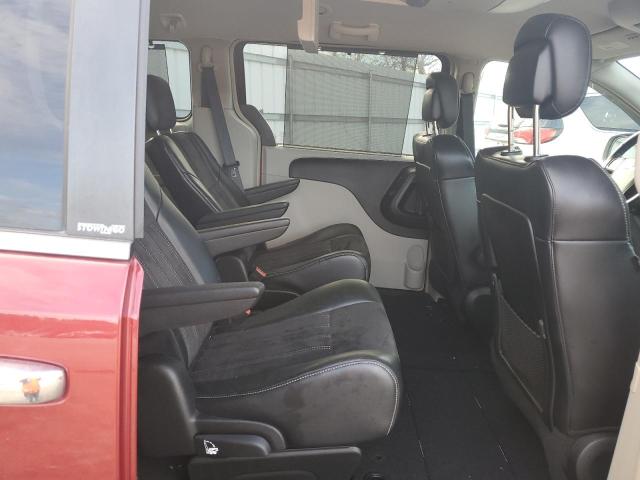 Photo 11 from auction – 2014 CHRYSLER TOWN & COU with VIN 2C4RC1CG7ER229205