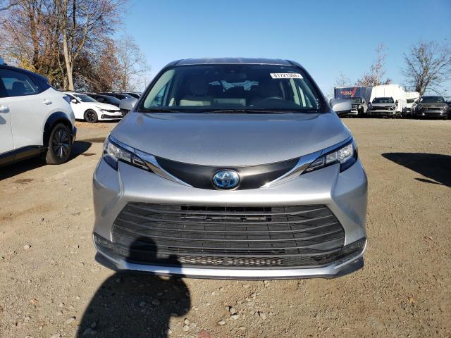 Photo 5 from auction – 2021 TOYOTA SIENNA LE with VIN 5TDKRKEC5MS064339