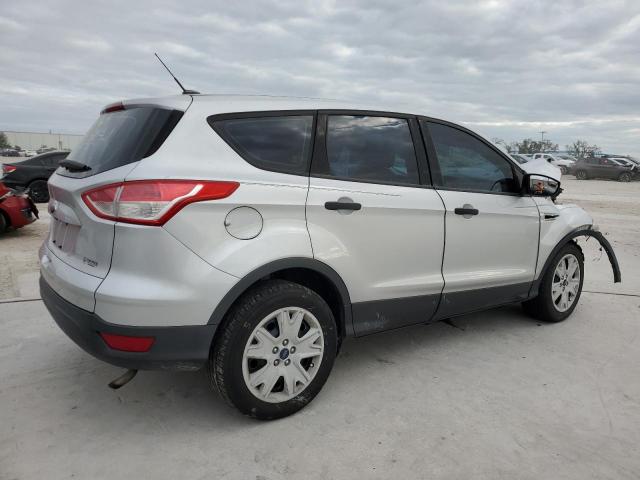 Photo 3 from auction – 2014 FORD ESCAPE S with VIN 1FMCU0F71EUB39300