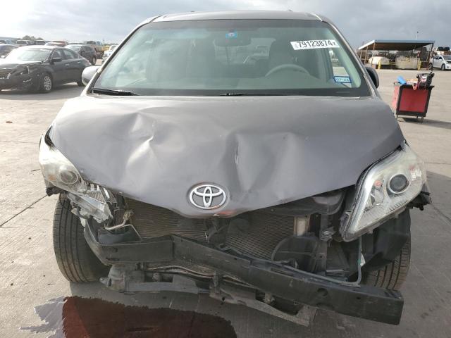 Photo 5 from auction – 2012 TOYOTA SIENNA LE with VIN 5TDKK3DC1CS186531