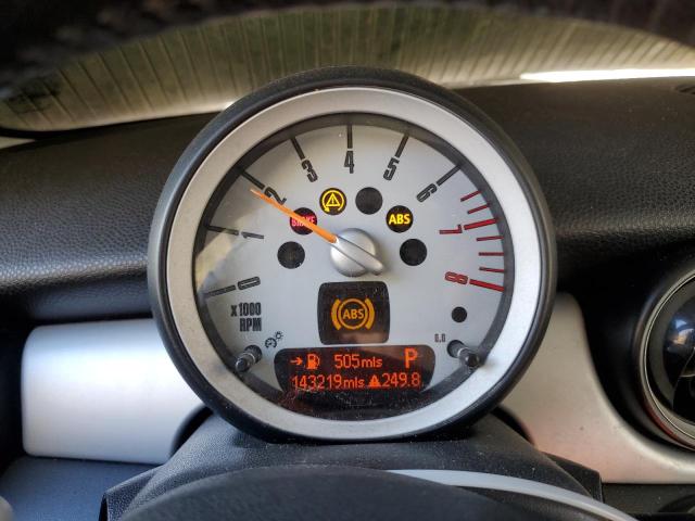 Photo 9 from auction – 2008 MINI COOPER with VIN WMWMF33548TT66351