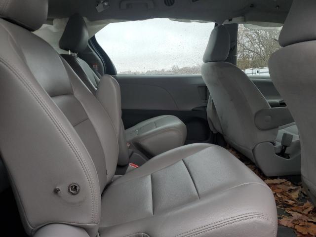 Photo 11 from auction – 2015 TOYOTA SIENNA with VIN 5TDZK3DC0FS612356