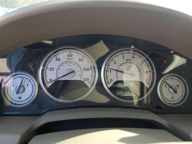 Photo 9 from auction – 2010 CHRYSLER TOWN & COU with VIN 2A4RR2D14AR357064