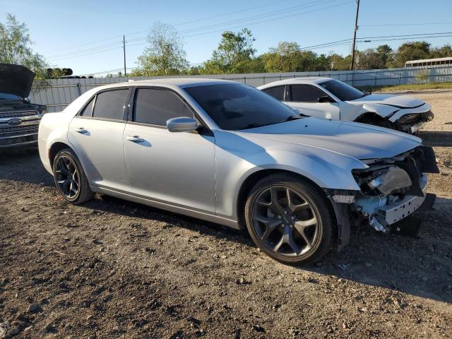 Photo 4 from auction – 2022 CHRYSLER 300 S with VIN 2C3CCABGXNH154226