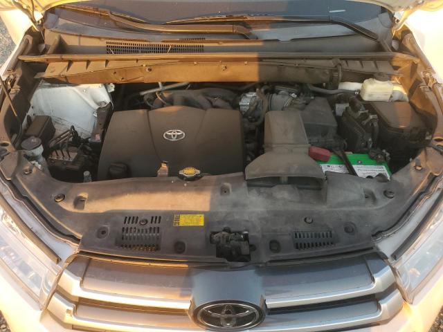 Photo 12 from auction – 2017 TOYOTA HIGHLANDER with VIN 5TDKZRFH3HS195505