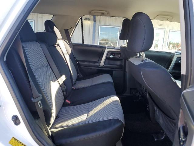 Photo 11 from auction – 2014 TOYOTA 4RUNNER SR with VIN JTEBU5JR5E5201762