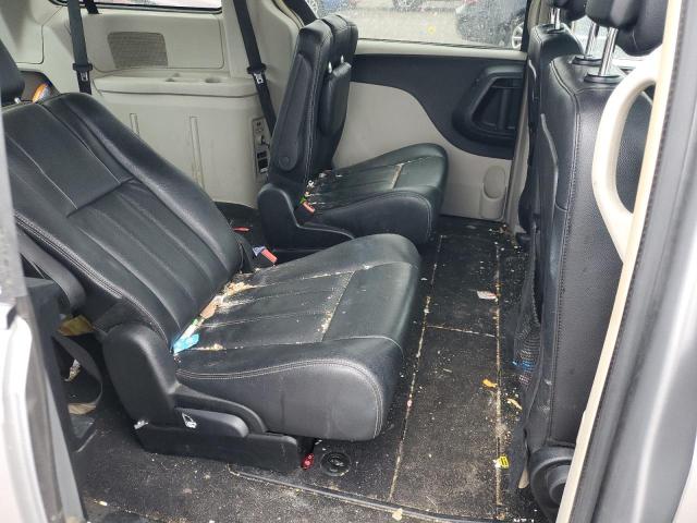 Photo 11 from auction – 2014 CHRYSLER TOWN & COU with VIN 2C4RC1BG2ER348667