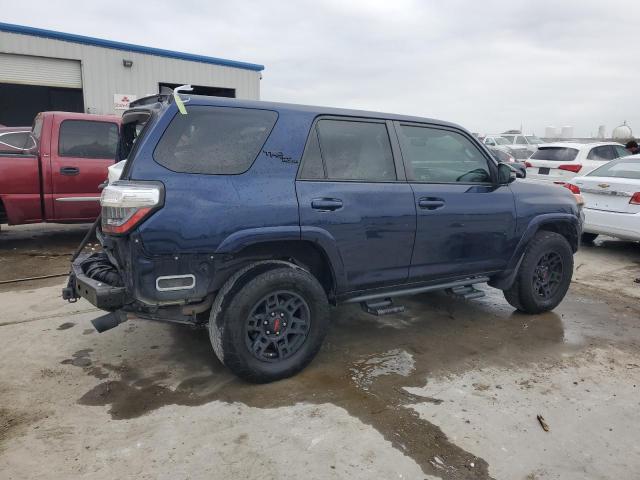 Photo 3 from auction – 2019 TOYOTA 4RUNNER SR with VIN JTEBU5JR2K5698183