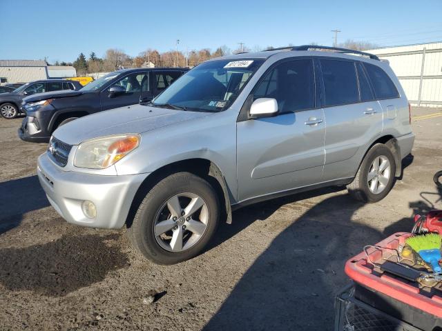 TOYOTA RAV4 2005 with VIN JTEHD20V850038786 - Photo from auction