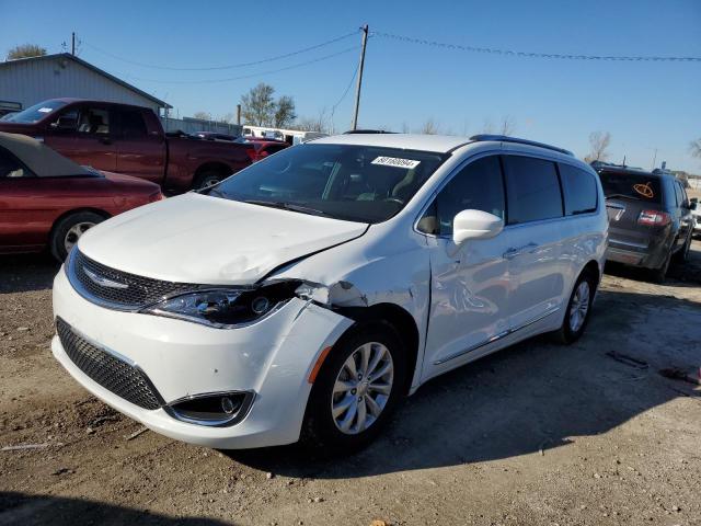 CHRYSLER PACIFICA T 2018 with VIN 2C4RC1BG3JR233571 - Photo from auction