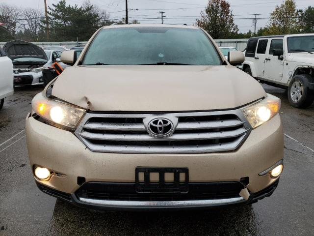 Photo 5 from auction – 2011 TOYOTA HIGHLANDER with VIN 5TDBK3EH1BS047699
