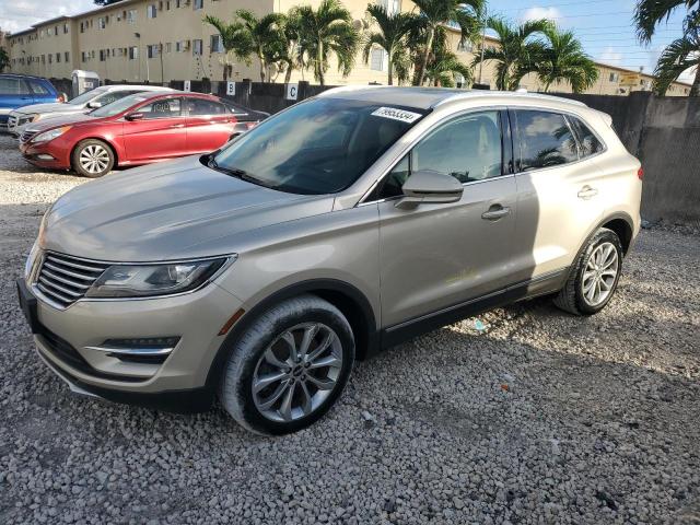 LINCOLN MKC SELECT 2017 with VIN 5LMCJ2D92HUL45221 - Photo from auction