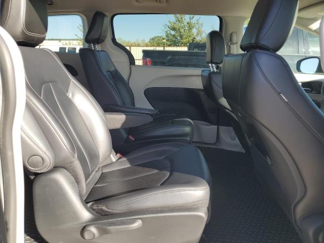 Photo 11 from auction – 2023 CHRYSLER PACIFICA H with VIN 2C4RC1L71PR542592