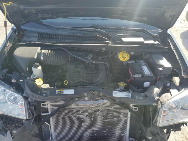 Photo 12 from auction – 2016 CHRYSLER TOWN & COU with VIN 2C4RC1BG9GR296246