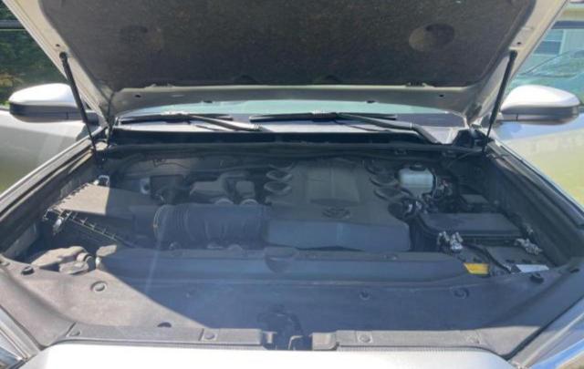 Photo 7 from auction – 2021 TOYOTA 4RUNNER SR with VIN JTEMU5JR8M5900214