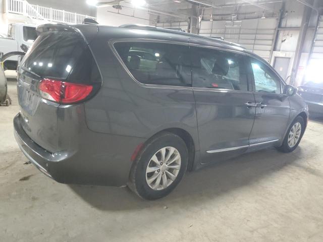 Photo 3 from auction – 2018 CHRYSLER PACIFICA T with VIN 2C4RC1EG5JR260847