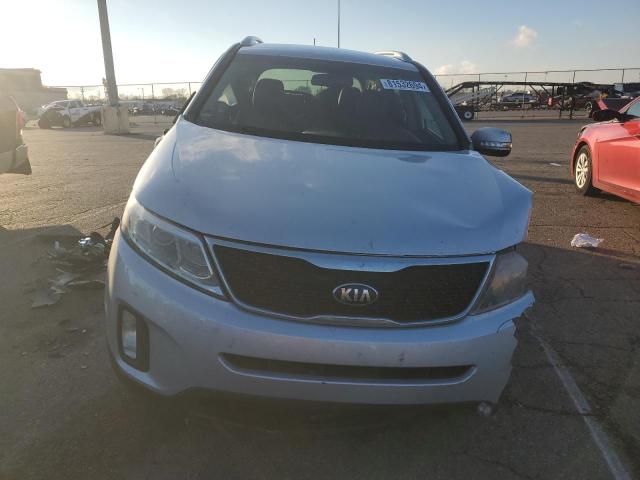 Photo 5 from auction – 2015 KIA SORENTO LX with VIN 5XYKT3A68FG630128
