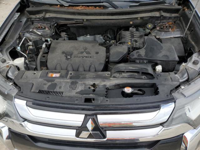 Photo 12 from auction – 2017 MITSUBISHI OUTLANDER with VIN JA4AZ2A31HZ051720
