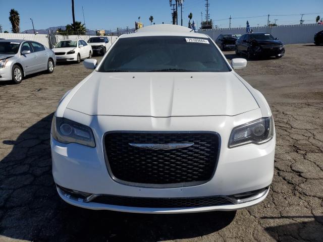 Photo 5 from auction – 2019 CHRYSLER 300 S with VIN 2C3CCAGG2KH648777