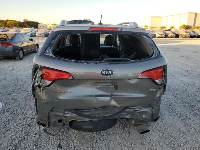 Photo 6 from auction – 2015 KIA SORENTO LX with VIN 5XYKT3A69FG591954