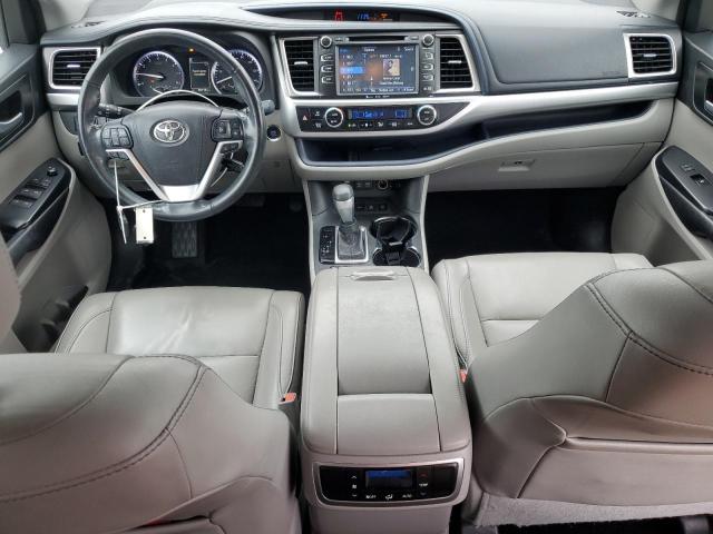 Photo 8 from auction – 2017 TOYOTA HIGHLANDER with VIN 5TDJZRFH1HS417373